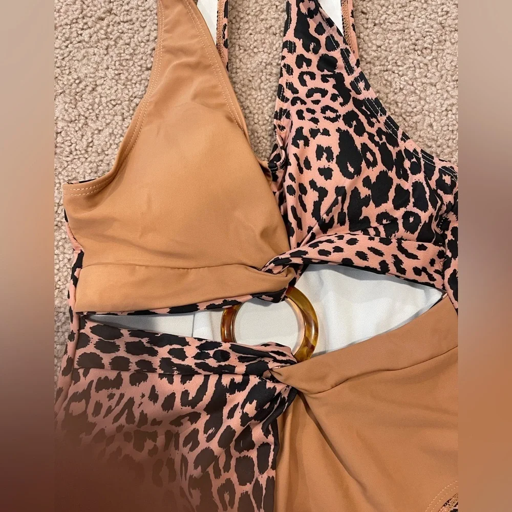 Women's Leopard Print hi-cut ring decor one piece swimsuit